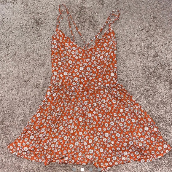 Orange Romper with White Daisies - Picture 2 of 4